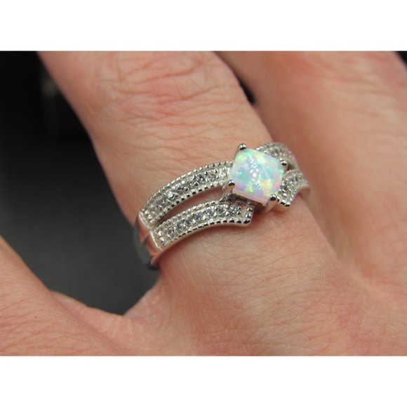 Size 7 Sterling Silver Square White Opal With Cubic Zirconia Band Ring - Picture 4 of 8